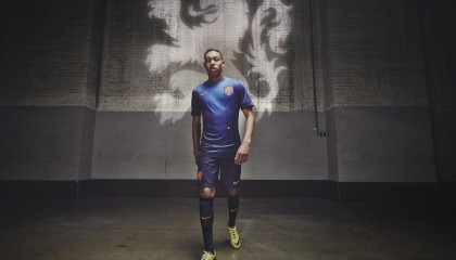 【开云体育运营团队】战术博弈生死一线间，国安申花对决换人抉择定乾坤