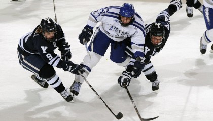 开云-西甲前瞻，西班牙人主场对阵塞维利亚，数据库模拟预测防守与边路成胜负手