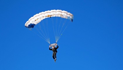 开云赛事集团-鲁能足协杯夺冠终结亚军魔咒，坎坷赛季以荣耀圆满收官