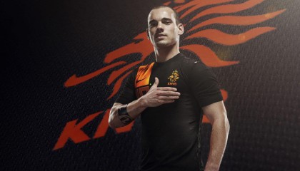 【开云】韦世豪转会悬念尘埃落定，申花抢签成功获豪门官宣，2年合同锁定核心战力