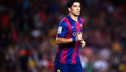 开云直播中心-神扑48次射门！陈威开挂护佑海港，柔佛新山狂攻无奈吞平局