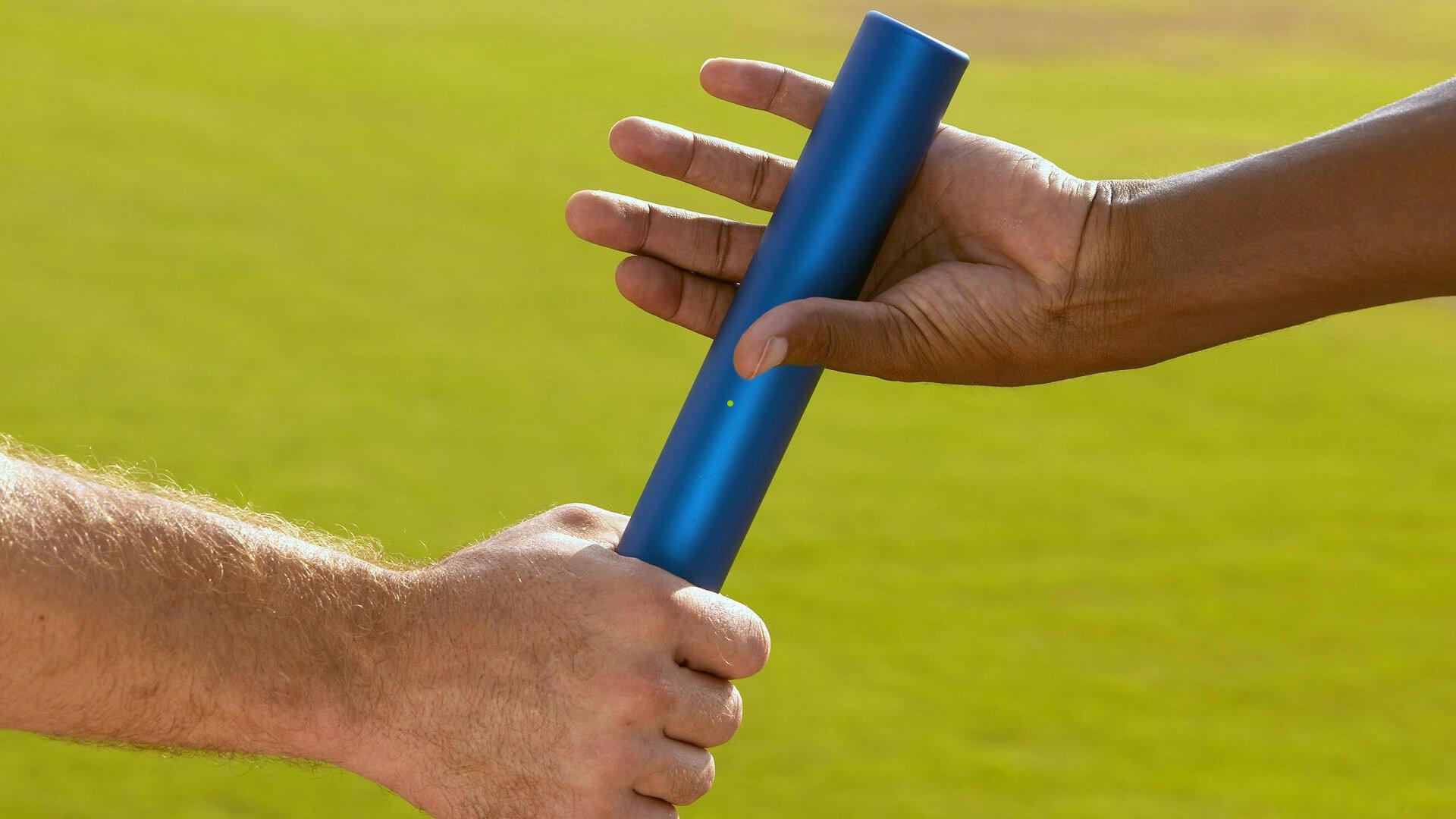 前曼城巨星炮轰旧帅,亚亚-图雷称瓜迪奥拉如毒蛇,妻子痛斥其非男人